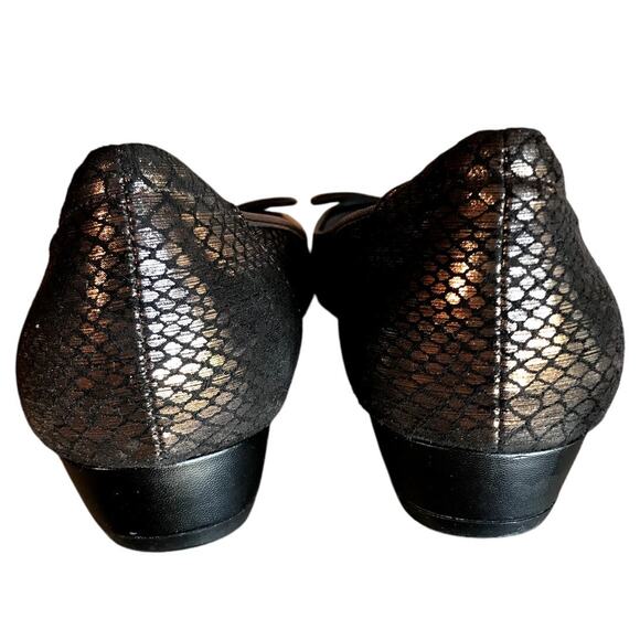 Naturalizer Metallic Snakeskin Print Low Heel Pumps-Ballet Slippers size 9 - Picture 7 of 13